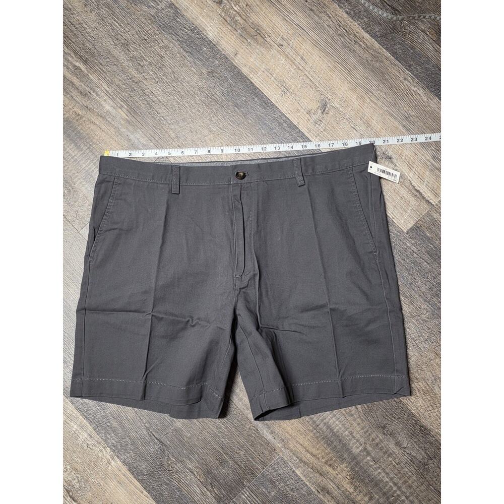 Amazon Essentials Mens Shorts Size 40 Grey Cotton Chino Flat Front NWT